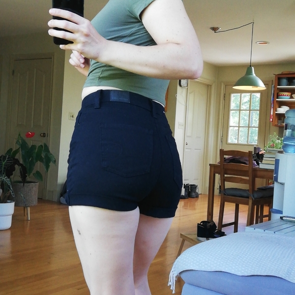 American Eagle next level stretch shorts - Picture 3 of 6